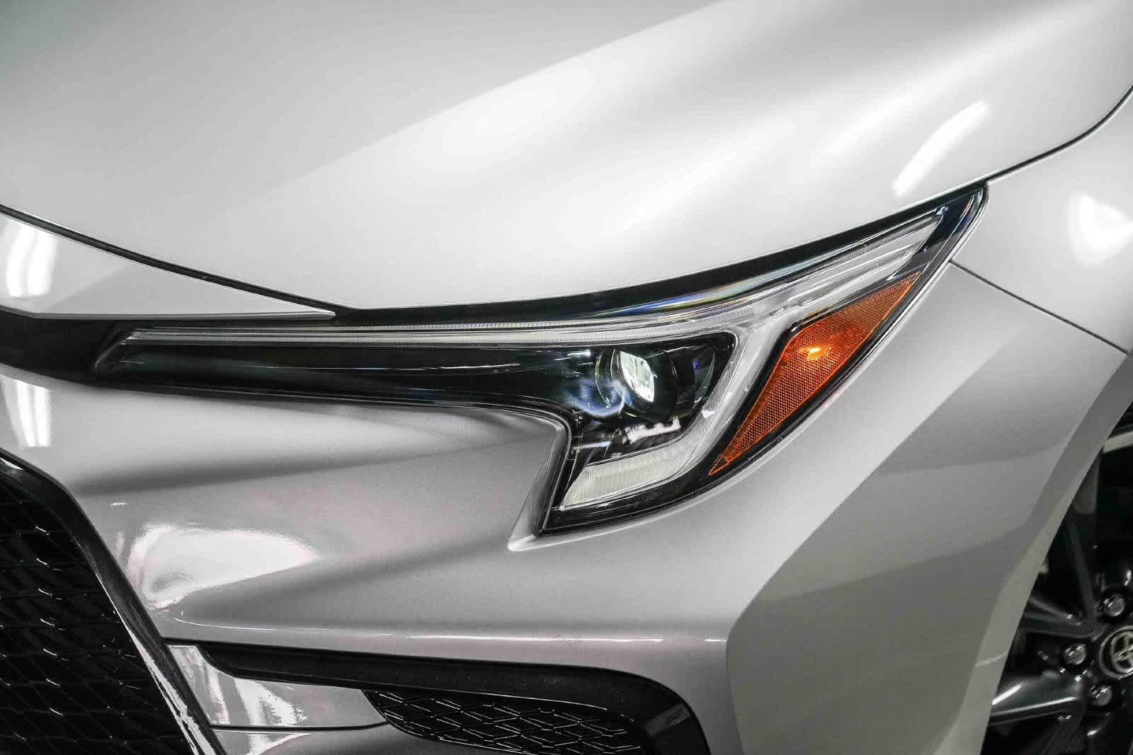 Certified 2026 Toyota Corolla SE w/ SE Package FWD image 2