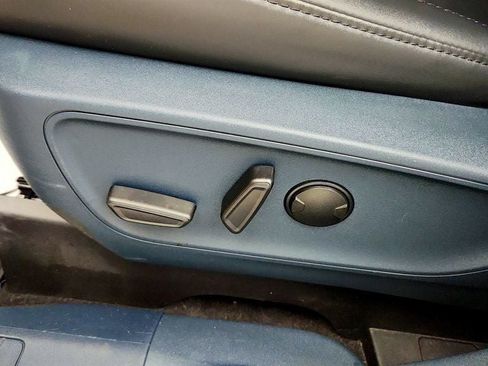 Used 2023 Ford Maverick Lariat w/ Lariat Luxury Package FWD image 12