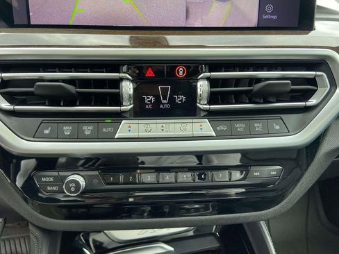 Used 2022 BMW X4 xDrive30i w/ Parking Assistance Package image 25