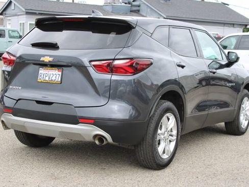 Used 2021 Chevrolet Blazer LT FWD image 5