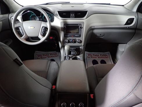 Used 2017 Chevrolet Traverse LS FWD image 30