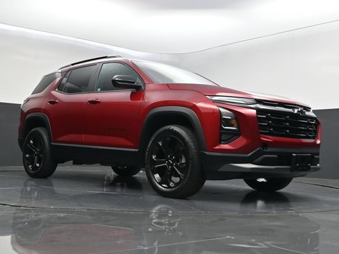 Used 2025 Chevrolet Equinox LT w/ Midnight Edition FWD image 34