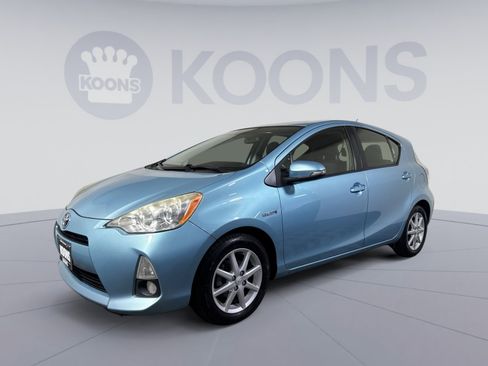Used 2014 Toyota Prius C Four image 1