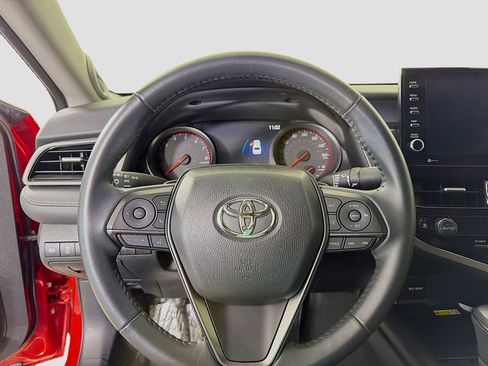 Used 2024 Toyota Camry XSE w/ Navigation Package image 14