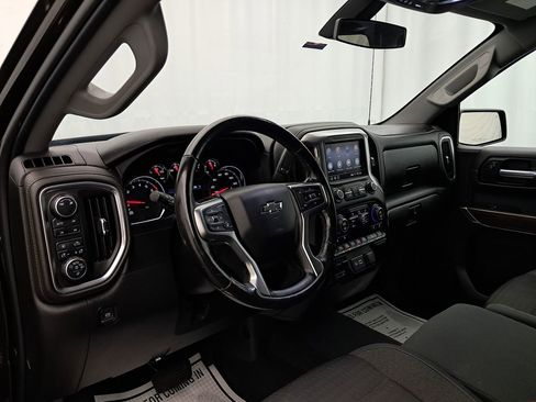 Used 2019 Chevrolet Silverado 1500 RST image 9