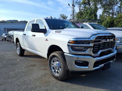 New 2026 RAM 2500 Tradesman w/ Chrome Appearance Group image 2