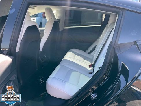 Used 2022 Tesla Model 3 Long Range AWD/4WD image 28