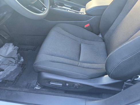 Certified 2023 Honda Accord EX image 21