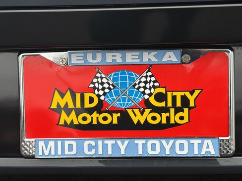New 2026 Toyota Prius Plug-In Hybrid FWD image 10