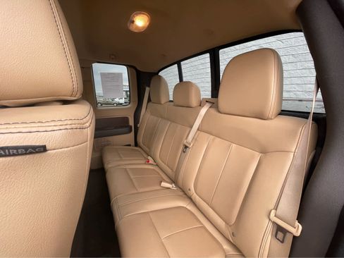 Used 2012 Ford F150 Lariat w/ Lariat Chrome Pkg image 24