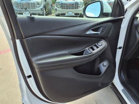 Used 2023 Buick Encore GX Select w/ Experience Buick Package FWD image 21