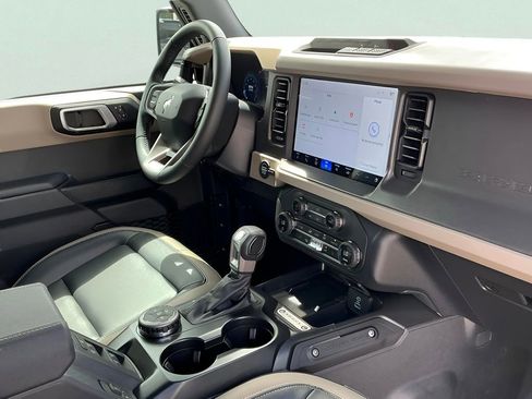 New 2025 Ford Bronco Big Bend AWD/4WD image 13
