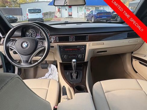 Used 2009 BMW 328i Convertible image 10