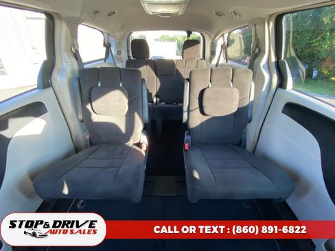 Used 2012 Dodge Grand Caravan Crew image 18