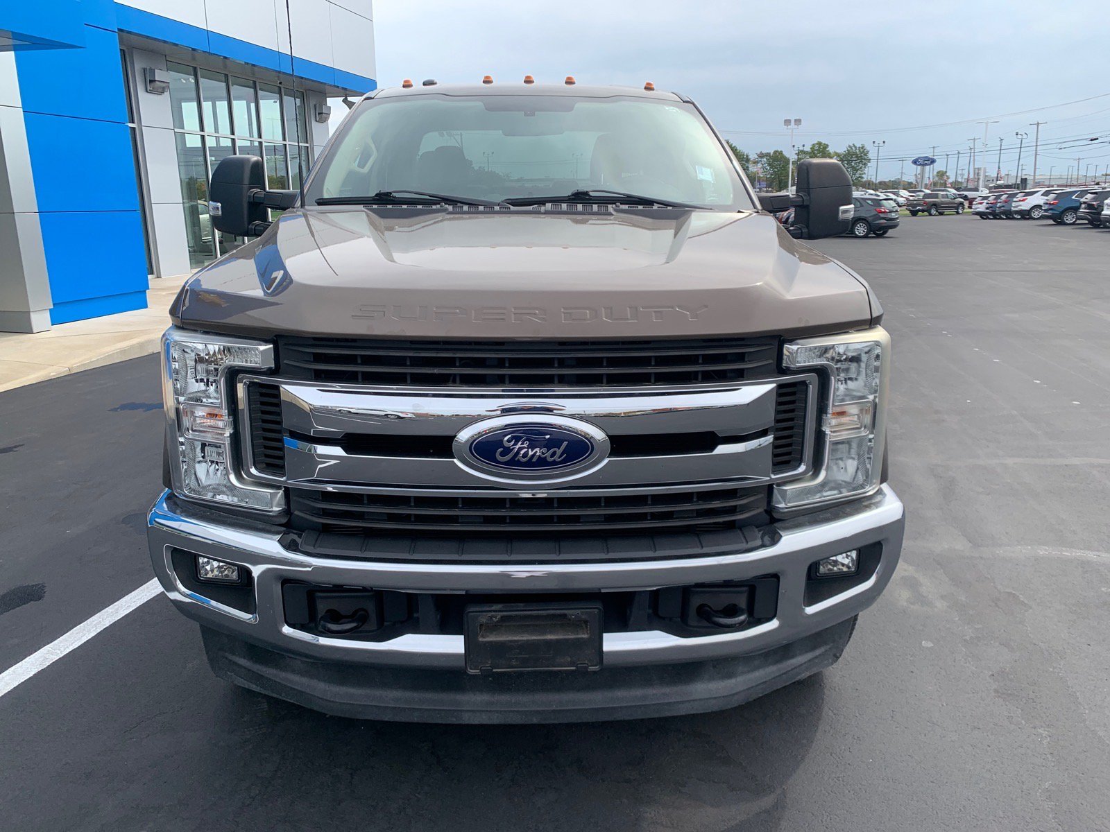 Used 2017 Ford F250 XLT w/ XLT Value Package AWD/4WD image 2