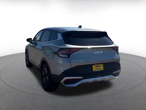 Used 2025 Kia Sportage LX FWD image 11