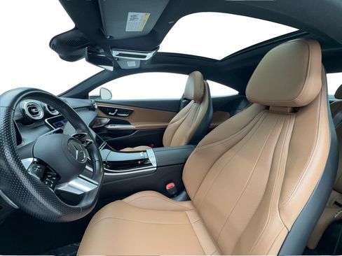 Used 2025 Mercedes-Benz CLE 300 4MATIC Coupe w/ AMG Line image 19