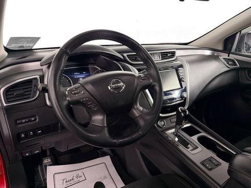 Used 2019 Nissan Murano SV AWD/4WD image 9