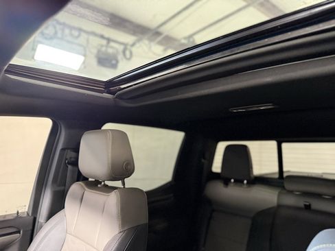 Used 2022 Chevrolet Silverado 1500 ZR2 w/ Technology Package image 25