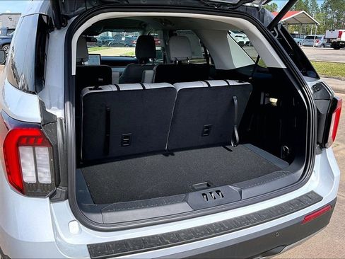 New 2026 Ford Explorer Active w/ Active Comfort Package image 23