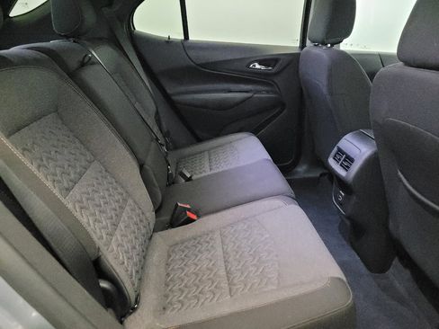 Used 2023 Chevrolet Equinox LT image 19