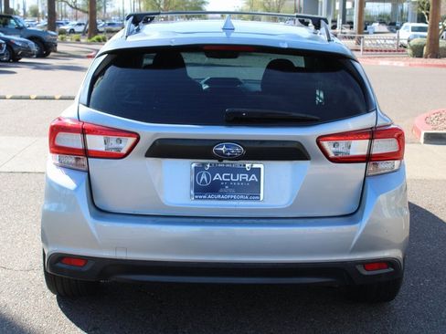 Used 2017 Subaru Impreza 2.0i Premium image 4