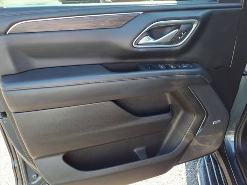 Used 2021 Chevrolet Tahoe LT w/ Rear Media and Nav Package AWD/4WD image 21