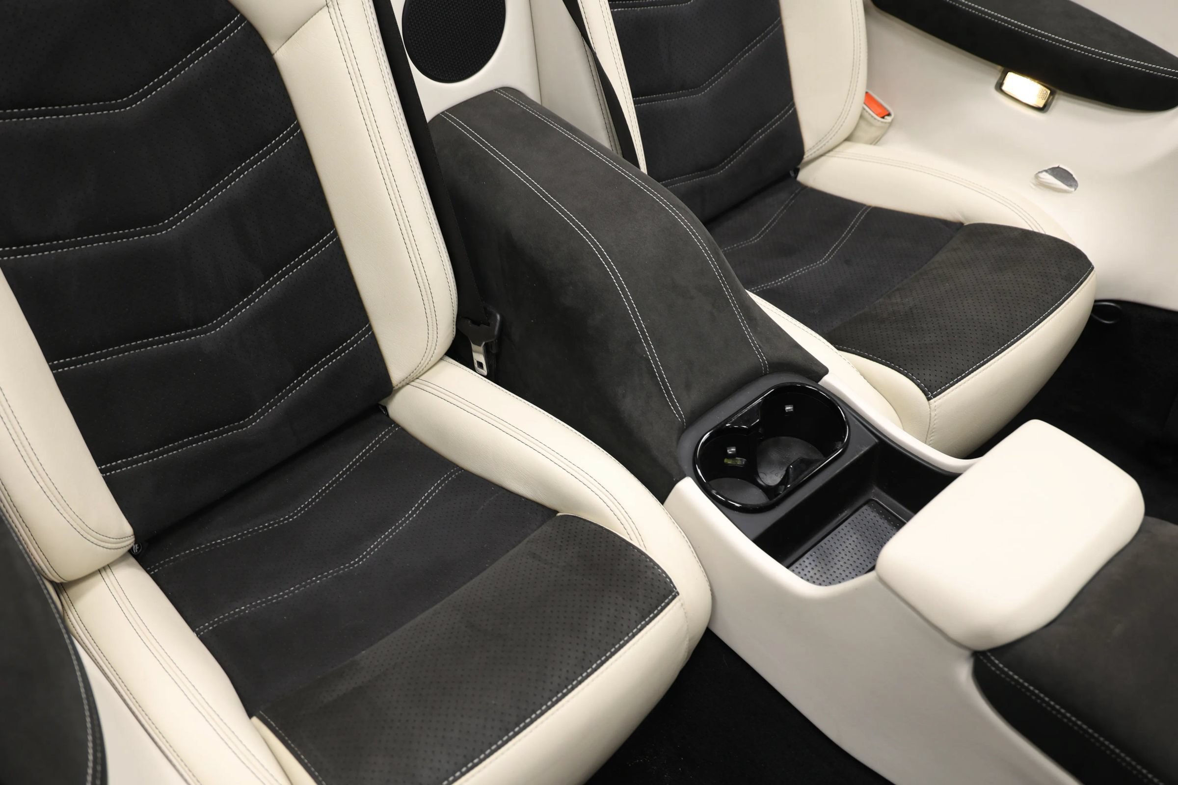Used 2018 Maserati GranTurismo Sport RWD image 72