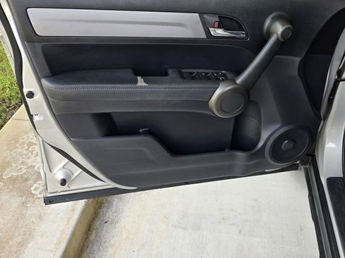 Used 2011 Honda CR-V EX-L image 24