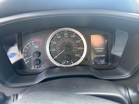 Used 2020 Toyota Corolla LE image 7