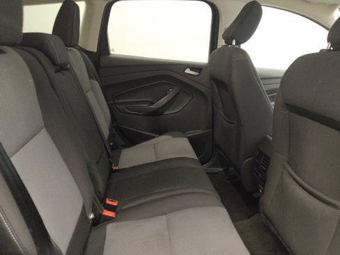 Used 2019 Ford Escape SE FWD image 19