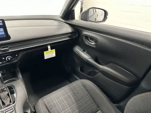Certified 2026 Honda HR-V Sport image 13