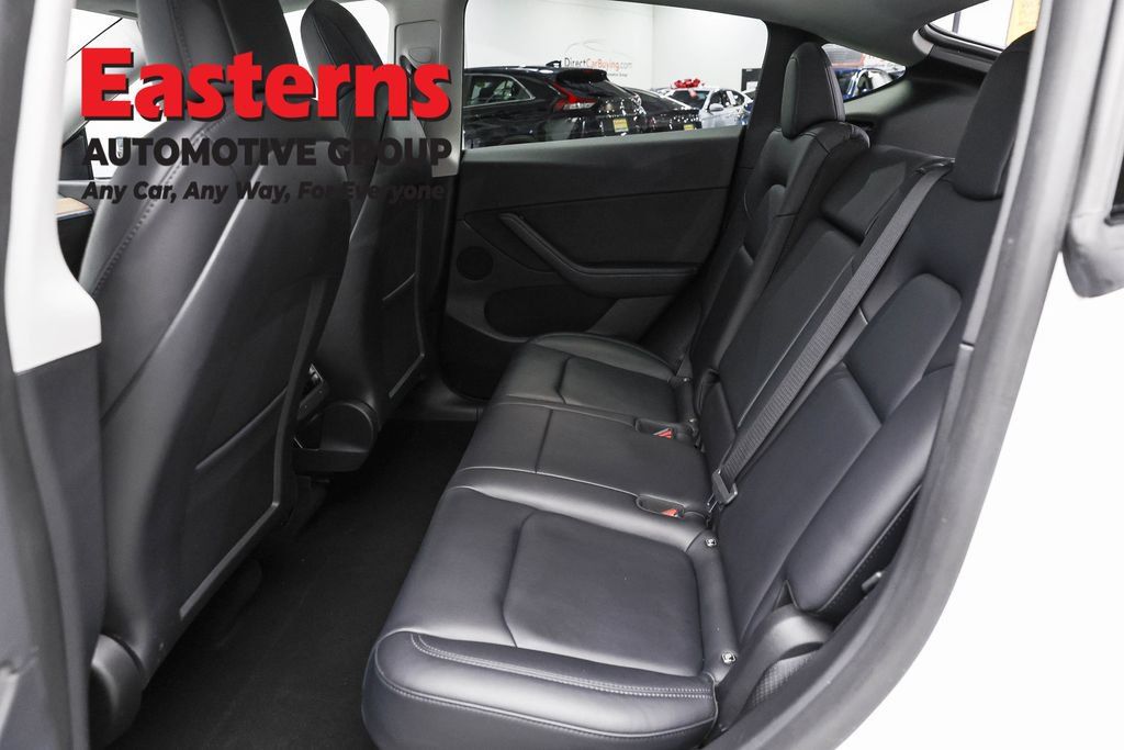 Used 2022 Tesla Model Y Long Range AWD/4WD image 18