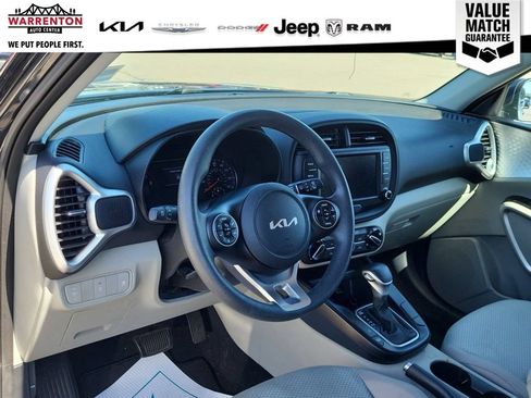 Used 2022 Kia Soul LX FWD image 24