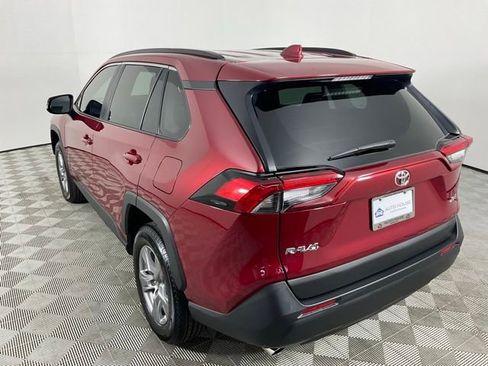 Used 2025 Toyota RAV4 XLE w/ Convenience Package FWD image 5