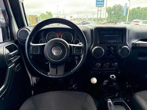 Used 2016 Jeep Wrangler Unlimited Sport w/ Dual Top Group AWD/4WD image 14