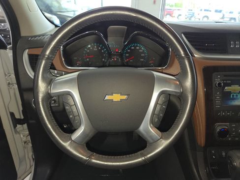 Used 2016 Chevrolet Traverse LTZ AWD/4WD image 37