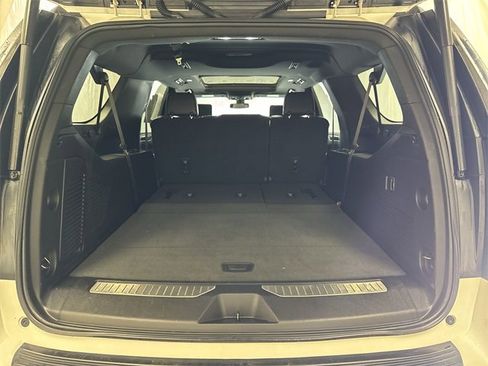 Certified 2021 Chevrolet Suburban RST w/ Rear Media and Nav Package image 29