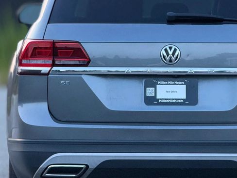 Used 2018 Volkswagen Atlas SE FWD image 13