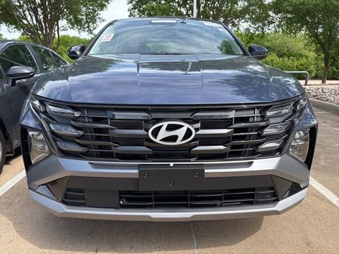 Used 2026 Hyundai Tucson SE image 2