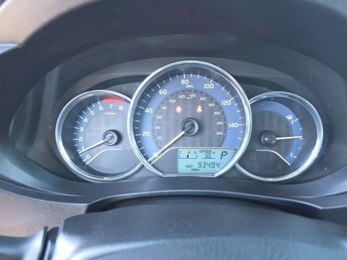 Used 2016 Toyota Corolla LE image 18