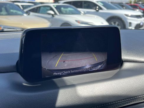 Used 2017 MAZDA CX-5 Touring w/ Preferred Equipment Package FWD image 14