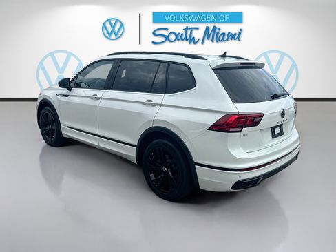 Certified 2023 Volkswagen Tiguan SE R-Line FWD image 5
