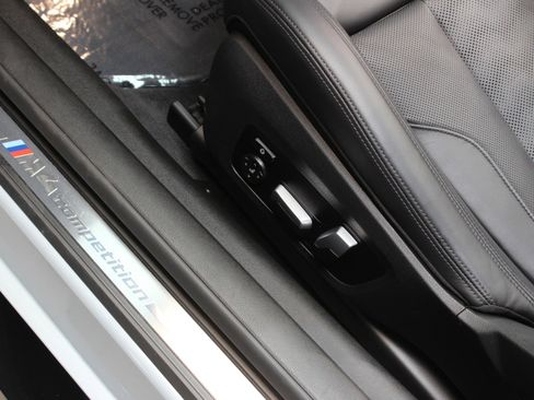 Used 2022 BMW M4 xDrive Competition image 44