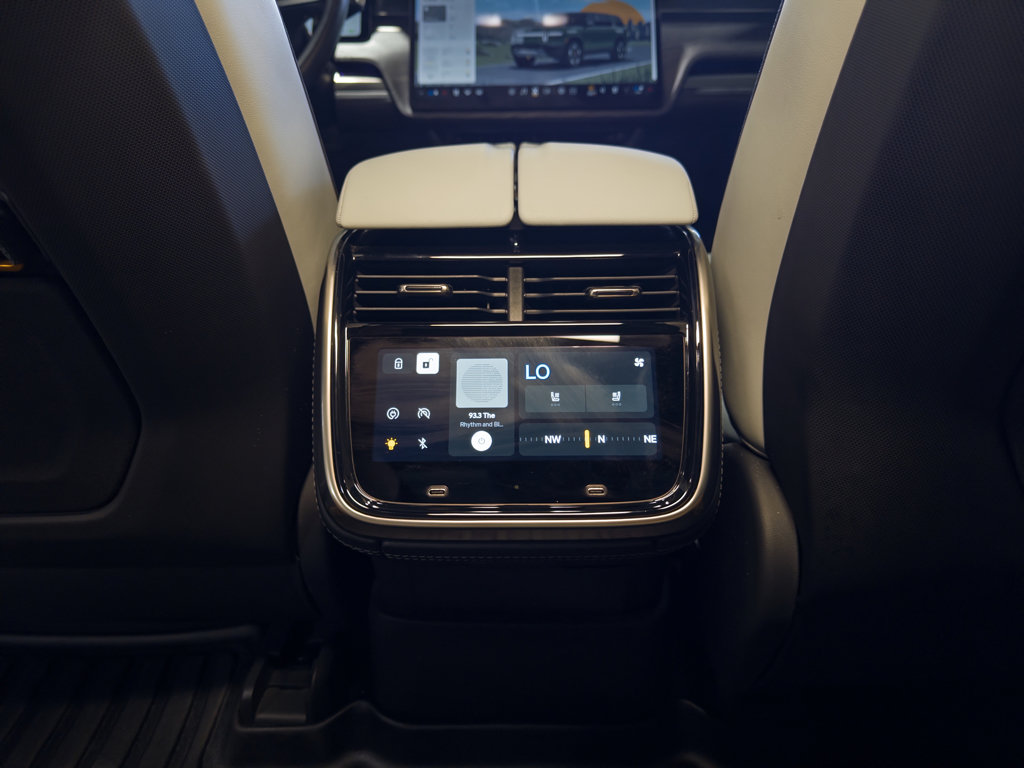 Used 2023 Rivian R1S Adventure Quad AWD/4WD image 19