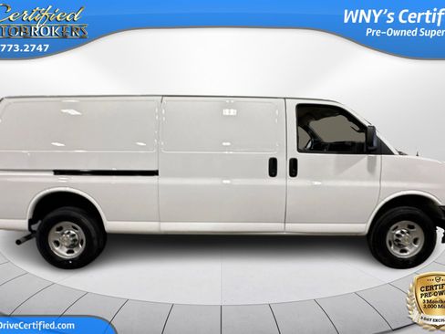 Used 2024 Chevrolet Express 2500 2500 image 4