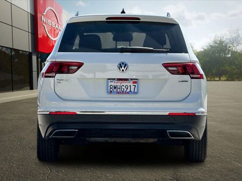 Used 2020 Volkswagen Tiguan SE image 8
