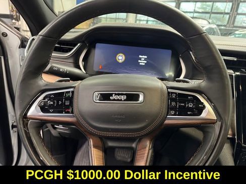 Used 2025 Jeep Grand Cherokee L Summit w/ Rear Seat Video Group I image 20