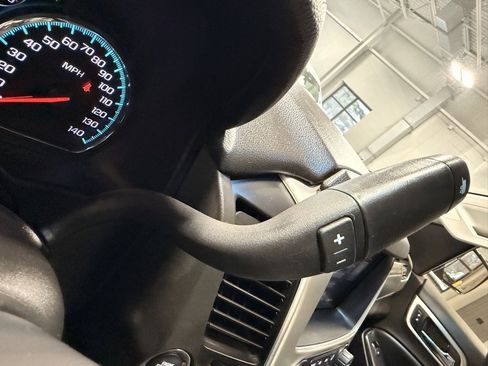 Used 2019 GMC Yukon XL Denali image 39