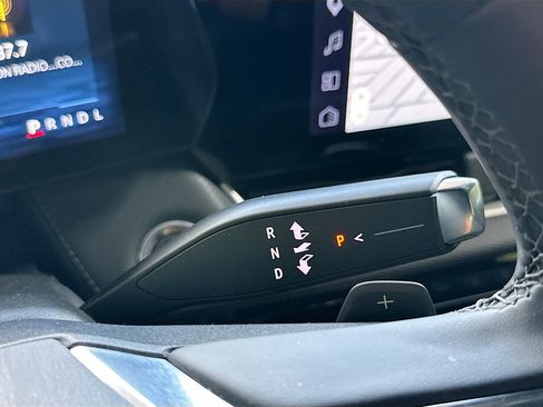 Used 2026 Chevrolet Equinox LT w/ Convenience Package II image 17